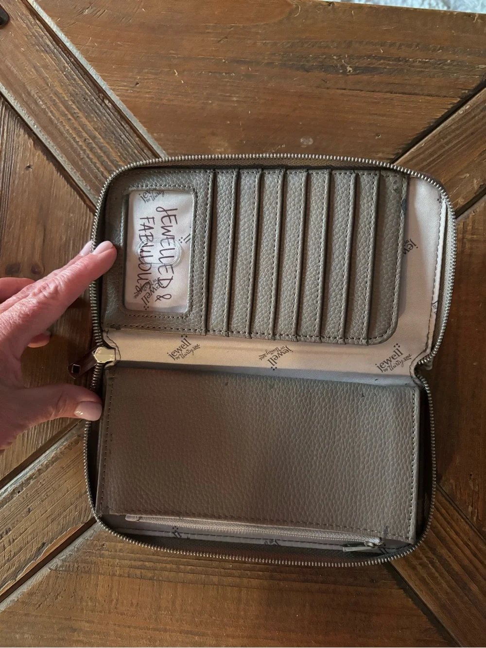 thirty-one textured snakeskin